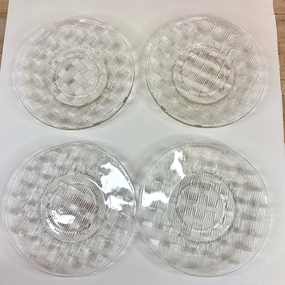 Set Of 4 Forte Crisa Basket Weave Glass Salad Dessert Plates Mexico 5.5”